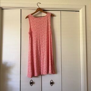 FLASH SALE | LEAVING THIS WEEK! 
Old Navy Red Floral Dress